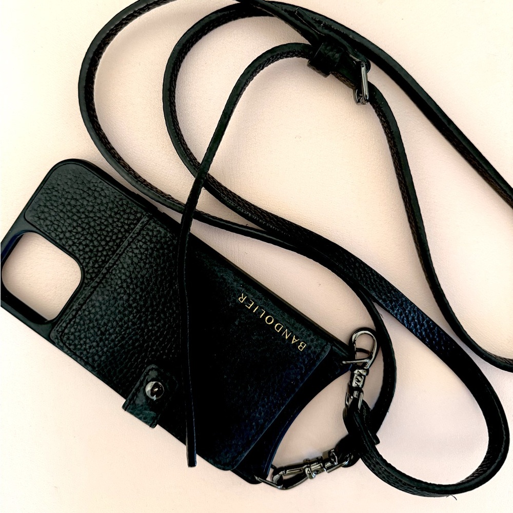 Bandolier Mila Wireless Charging Crossbody case black/pewter iPhone 12/12Pro